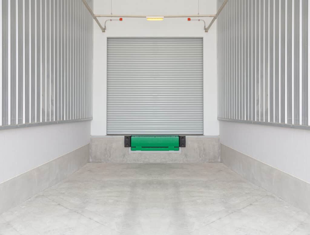 loading dock leveler safety
